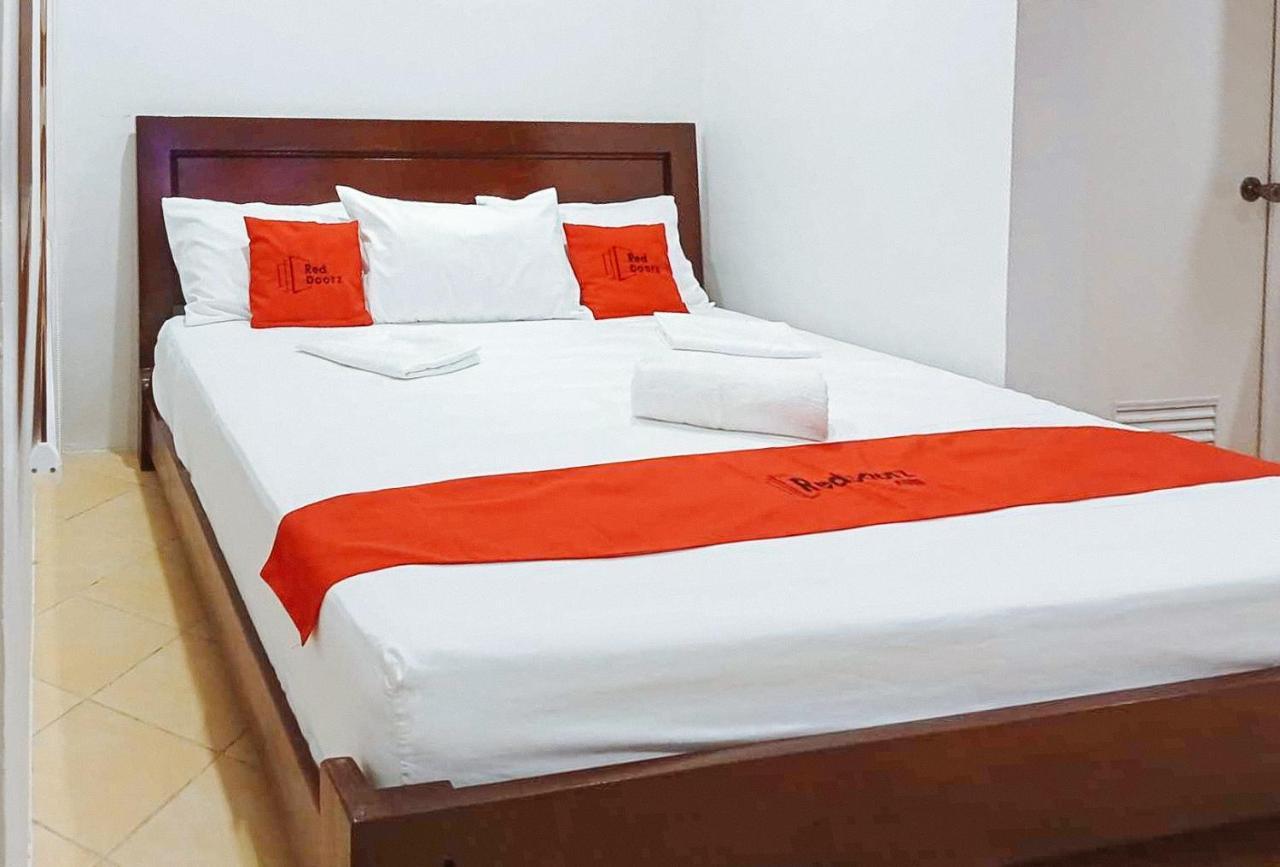 Reddoorz At David'S Travellers Inn Cavite General Trias  Екстериор снимка